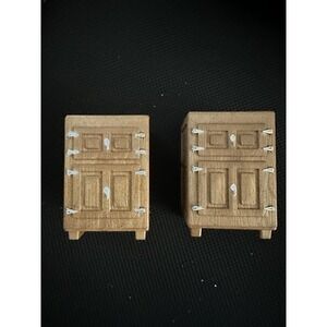 Vintage Old Fashioned‎ Ice Boxes Salt & Pepper Shaker Set - Lego Goldman Plastic